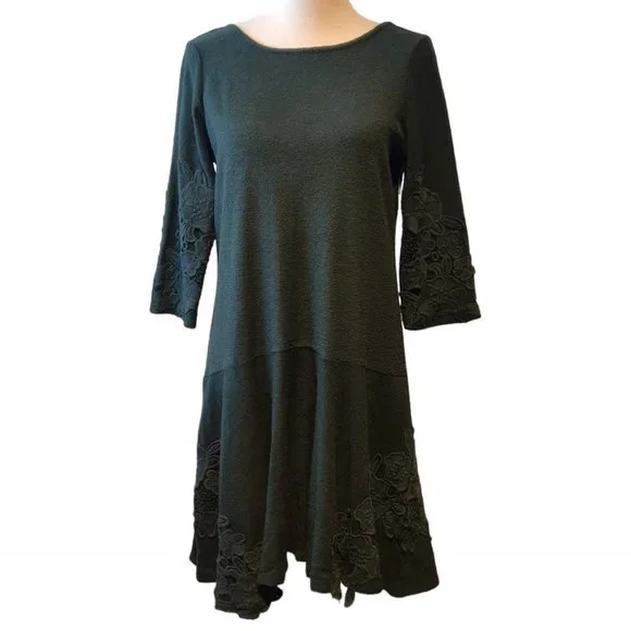 green emerald velvet dress BHLDN Anthropologie main image 1